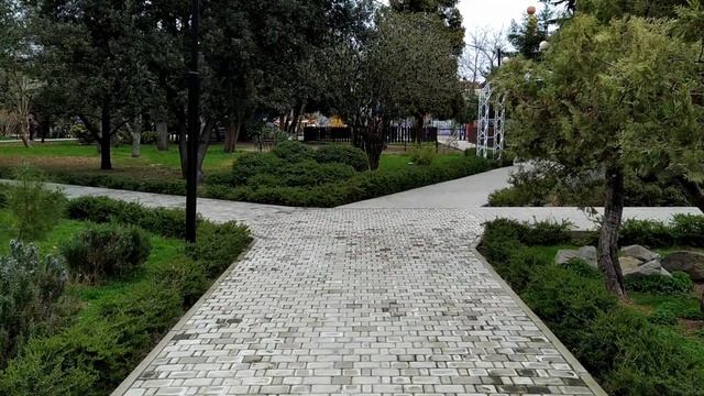 Лазаревское. Центральный парк и пляж "Багратион" смотреть онлайн