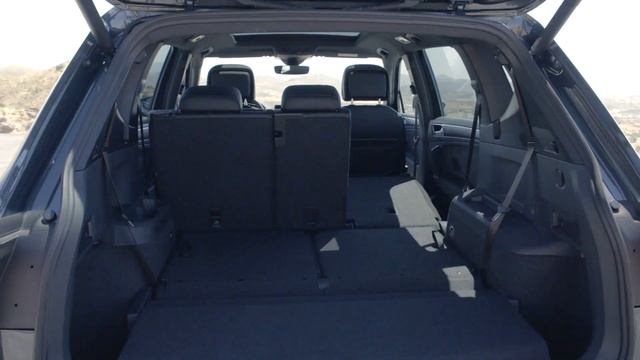 SEAT goes big with the New SEAT Tarraco смотреть онлайн