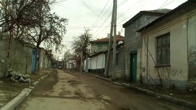 #Крым #Симферополь Обзор переулок Холмистый в старом городе симферополя