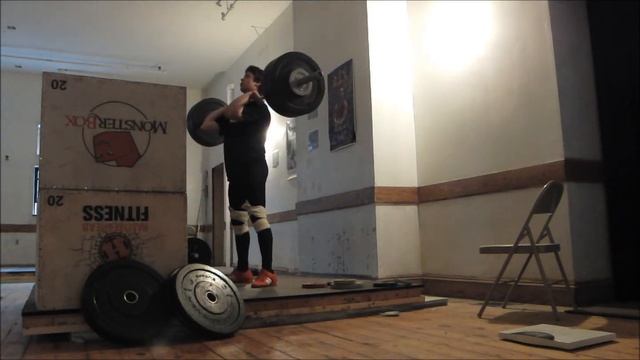 Front Squats: Ravon 160kg x 2 Seth 105kg x 5