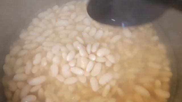 الفاصوليا البيضاء اليابسة بطعم خيال 👍фасоль Рецепт из арабской кухни😋 смотреть онлайн