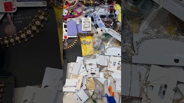 180-368 #399 ⚪️Бижутерия новая всесезон сток (без этикеток) смотреть онлайн