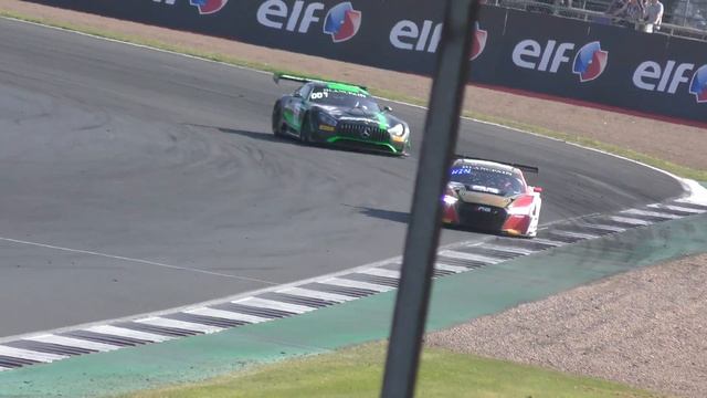 Aston Martin V12 Vantage GT3 смотреть онлайн