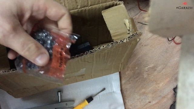 Распаковка китайской цепной мини-пилы Makita смотреть онлайн