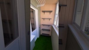Сделали красивую отделку и мебель на балконе! Обзор лоджии в Краснодаре.