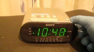 Radio cu ceas afisaj mare Sony ICF C218