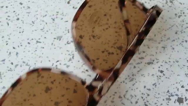 Модные ретро солнцезащитные очки большого размера смотреть онлайн