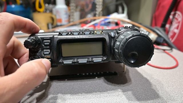 Yaesu FT-857 Frequency Expansion MARS / CAP modification смотреть онлайн