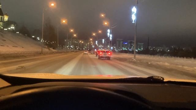 Haval F7x Форсунки омывателя, про аккумулятор, про щетки