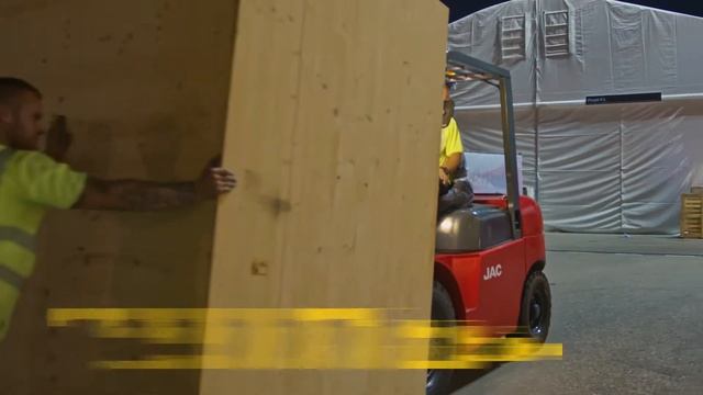 Jac forklift as the regular partner to serve the Formula One for 8 consecutive years смотреть онлайн