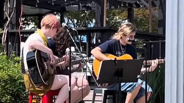 Paranoid Android by Radiohead (Acoustic Cover) - Performed by the Sorvabeach House Band смотреть онлайн