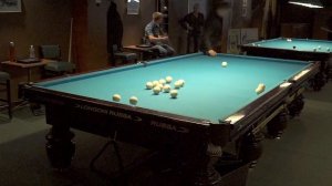 Разбой пирамиды в русском бильярде