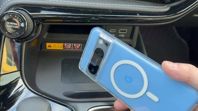 Wireless Charging Failure: iPhone 15 Pro Max & Google Pixel 8 Pro смотреть онлайн