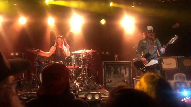 The Cadillac Three - Hard Out Here for a Country Boy смотреть онлайн