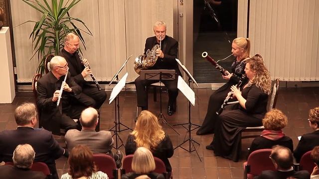 Ferenc Farkas: Early Hungarian Dances from the 17th Century смотреть онлайн