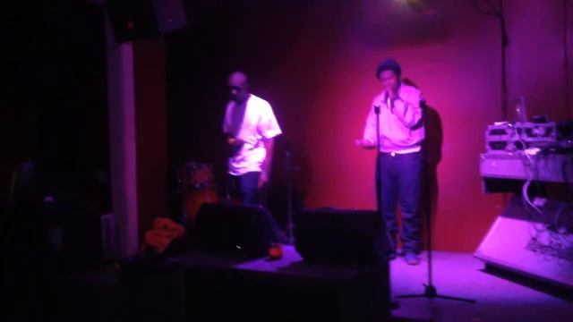 16 bars of Jerk ( Live Performance) смотреть онлайн