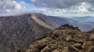 Пик Жёлтый с перевала Каровый. Перевал Грандиозный.
Полярный Урал. Рай-Из.