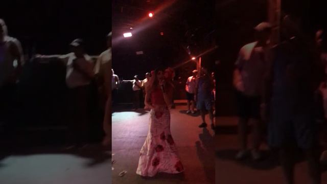 Lucy Dreams | Bust Your Windows & Be Careful смотреть онлайн