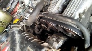 Обрыв ремня ГРМ на  авто. Крутится только Коленвал...