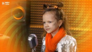 2022-05 Есения Янкевич - Оранжевый шарфик