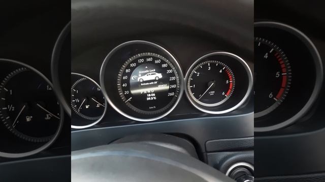 Beep Horn sound on lock in Mercedes Benz C220 W204 смотреть онлайн