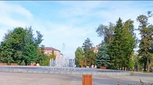 пешком по Луганску, сквер Молодой Гвардии