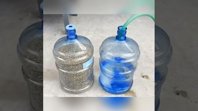 Простейшая кормушка и поилка для птиц из обычных 19 литровых бутылей смотреть онлайн