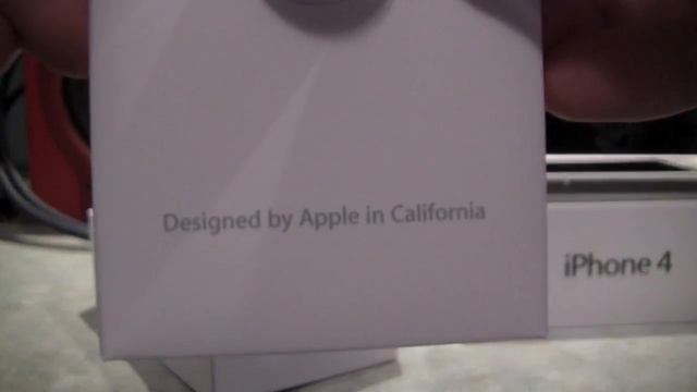 Apple iPhone 4 Unboxing! (WHITE)