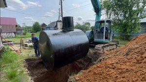 Установка накопительного септика на 5 кубов. Альтернатива выгребной яме из бетонных колец.