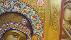 Икона Пресвятой Богородицы Казанская написанная нашими мастерами.