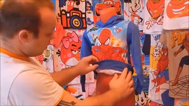 Кофта с капюшоном Спайдермен смотреть онлайн