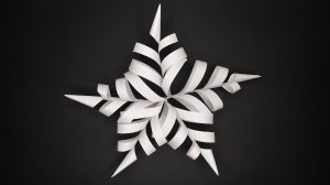 Объемная снежинка из бумаги. Новогодние поделки своими руками