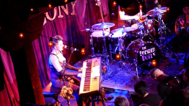 The Dresden Dolls - Astronaut - 4K - Colony @ Woodstock смотреть онлайн