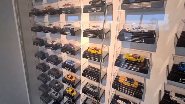 Lamborghini: Flagship Store, and entering the Museum смотреть онлайн