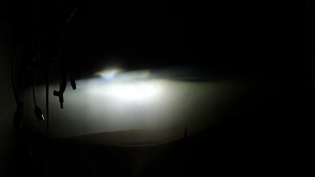 линза bi led laser Sanvi L90 против Biled линзы SANVI S11