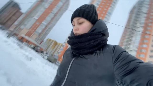 VLOG | Катаюсь на ватрушке, показываю собаку сестры 🐶 смотреть онлайн