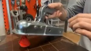 Противоугонное устройство в замок фаркопа