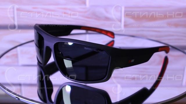 Солнцезащитные очки T.H. с красными душками смотреть онлайн