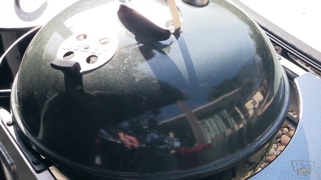 Beef Short Ribs on Weber Performer Using a Slow 'N Sear смотреть онлайн