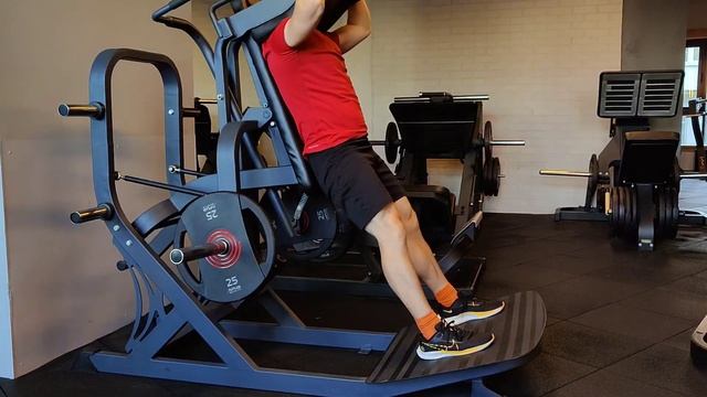 Присідання в Гаку | Huk Squat смотреть онлайн