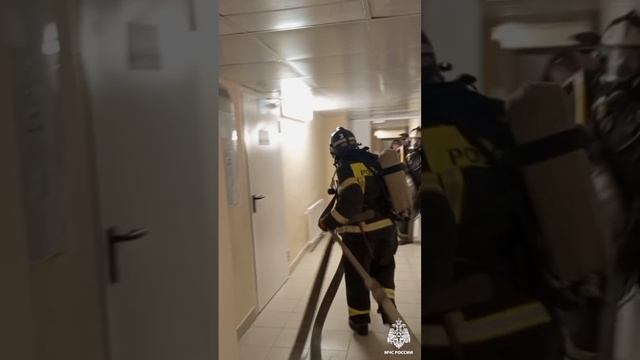 Учения в детской больнице #shorts #втоп #мчс #безопасность #дети #firefighters #video #БудниМЧС