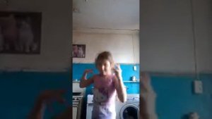 Клип под песню я персона вип у меня есть джип джип