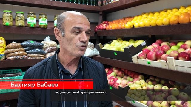 Специалисты проверили законность сезонной торговли