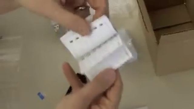 John's Phone Unboxing смотреть онлайн