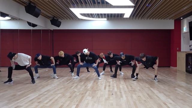 Stray kids - MY PASE dance practice mirrored