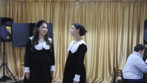 Виктор Волна "Мама"  Сайфутдиновы Анна и Анастасия