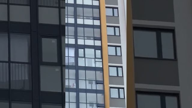 Замена холодного фасадного остекления на тёплое в ЖК «Шуваловский». Часть3.