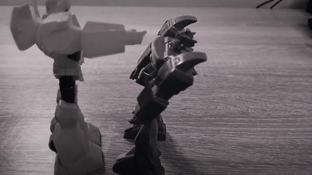 Бокс трансформеров. ( серая версия) смотреть онлайн