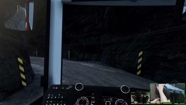 Convoy Al Centro De La Tierra Con Autobuses Nos Sale Muy Mal | Euro Truck Simulator 2