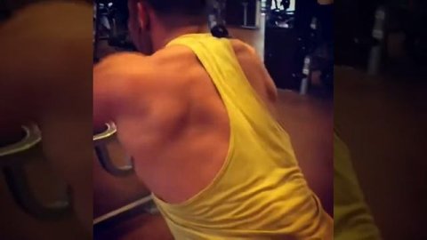 Упражнение - Пуловер на блоке